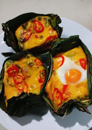 รูปของ ไข่ป่ามหอมใบตอง