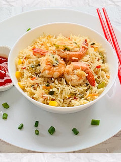 ப்ரான் ஃப்ரைட் ரைஸ் செய்முறை முக்கிய புகைப்படம்