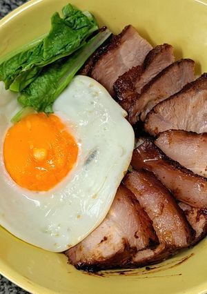 รูปของ ข้าวปลิดวิญญาณ (ข้าวหมูแดงซูวี)