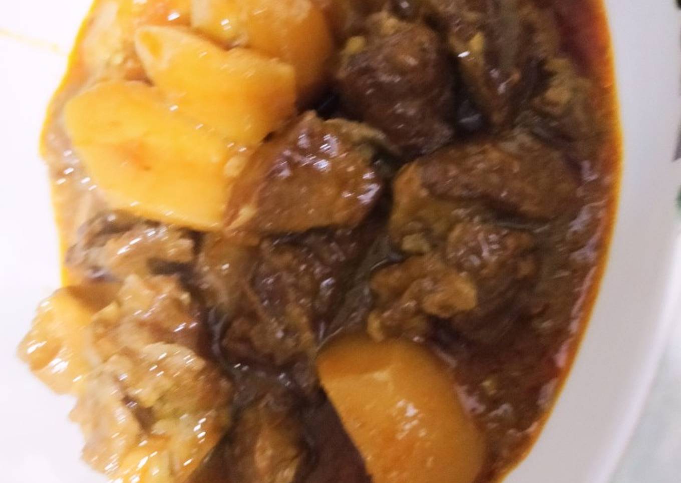 Aloo gosht