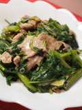 ✿Garlic Salt Stir-Fried Water Spinach and Pork✿