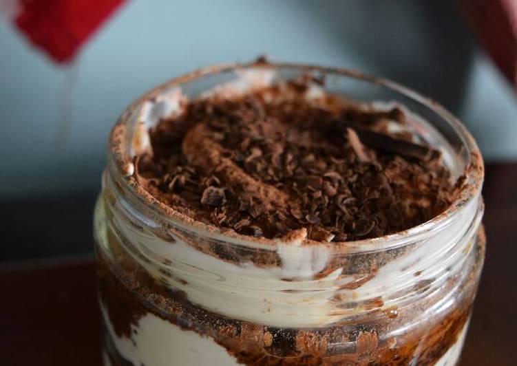 Tiramisú original fácil