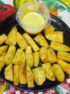 Una foto de Papas al Horno con Salsita de Palta 😎😋👏