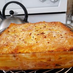 A picture of Creamy Lasagna.