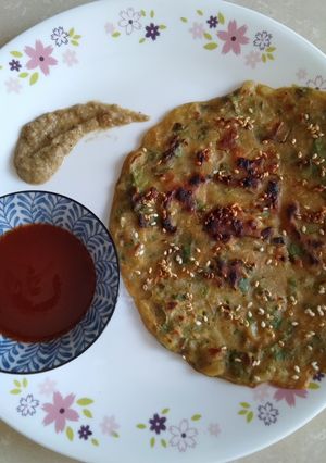 A picture of Multigrain mix vegetable chila.