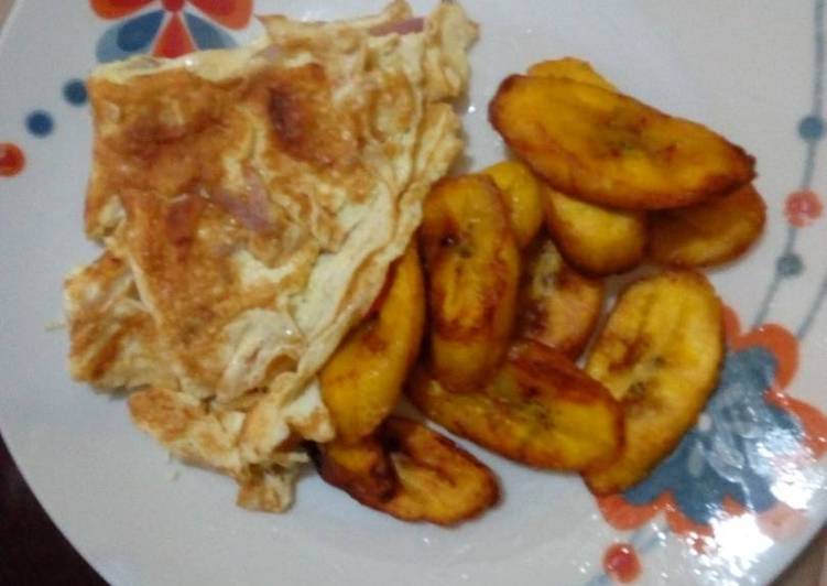 Steps to Prepare Homemade Fried egg with fried plantain