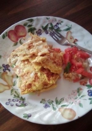 A picture of BLT omelette something new and delicious 😋.