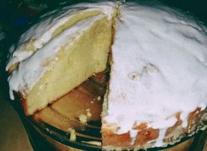Una foto de Torta de limón y glasé de limón