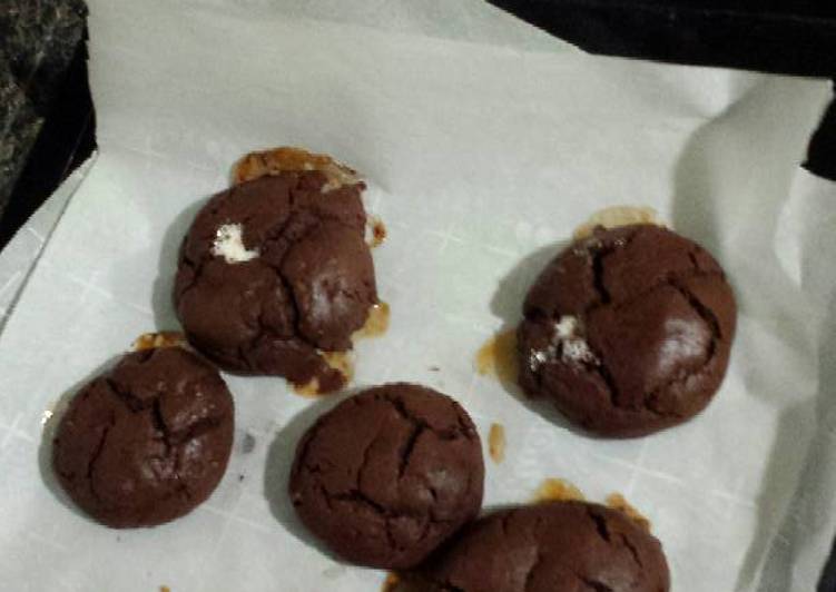 Sugar-free ish chocolate surprise cookies