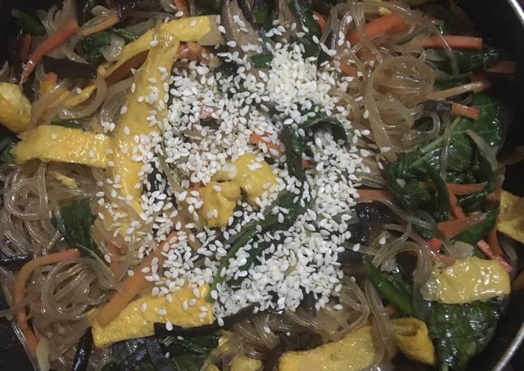 Bagaimana Membuat Bihun Korea (Japchae) yang Enak Banget