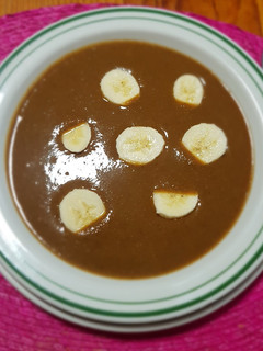 Una foto de Crema de lentejas con chile ancho al estilo de LuzMa
