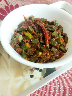 A picture of Achari Bhindi.
