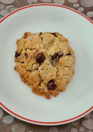 Une photo de Cookies aux noisettes et au chocolat