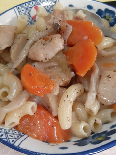 雞肉奶醬彎管義大利麵 的食譜成品照片