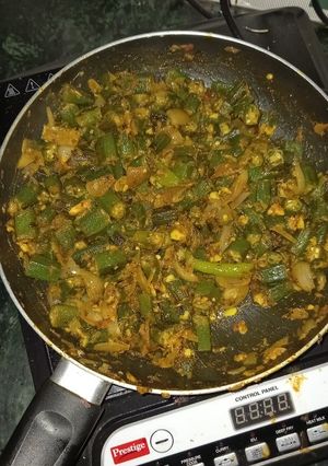 भिंडी दो प्याजा(bhindi do pyaza recipe in hindi) रेसिपी मुख्य फोटो