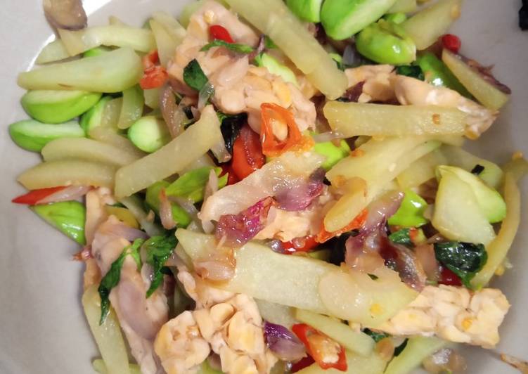 Bahan memasak Jipang pete daun kemangi yang Menggugah Selera