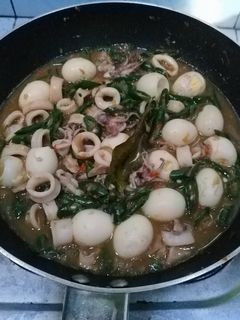 Foto resep Tumis Tepucuci (telur puyuh cumi cabe hijau)