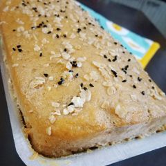 A picture of Whole wheat bread.