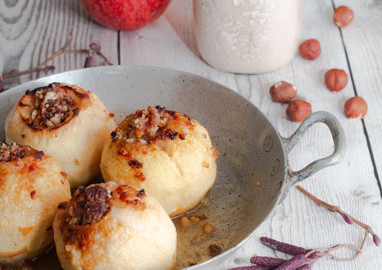 Pommes au four et crème végétale à la noisette