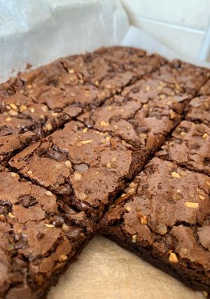 A picture of Super Fudgy Brownies.