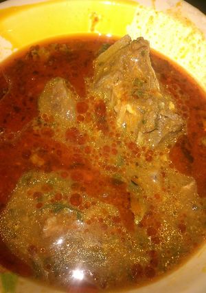 A picture of Obgono soup with beef and ice fish.