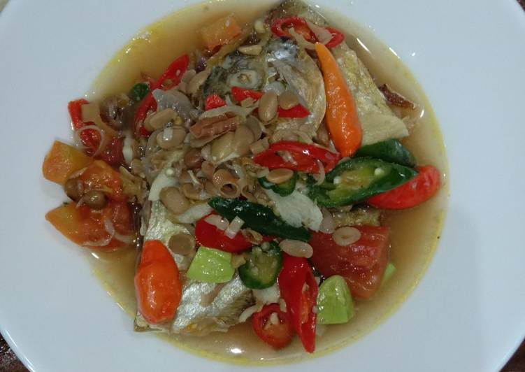 Ikan kuah tauco