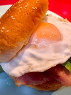 Una foto de Hamburguesa de pollo 🇺🇸