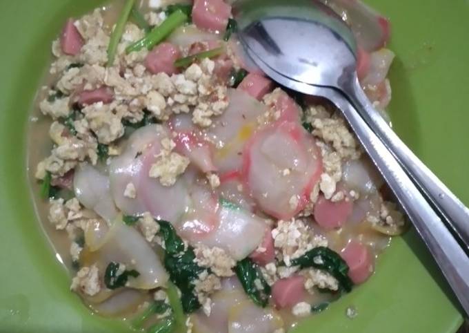 Seblak sosis sayur