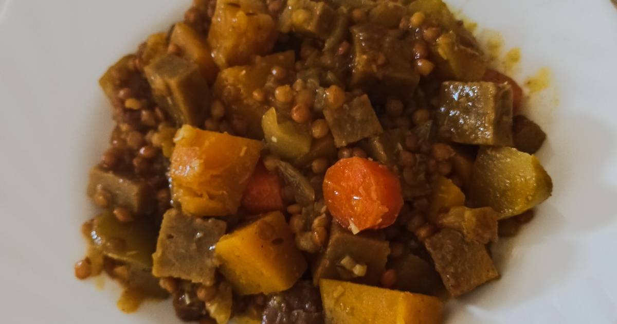 Seitán al curry con manzana y lentejas Receta de Triznia Cookpad