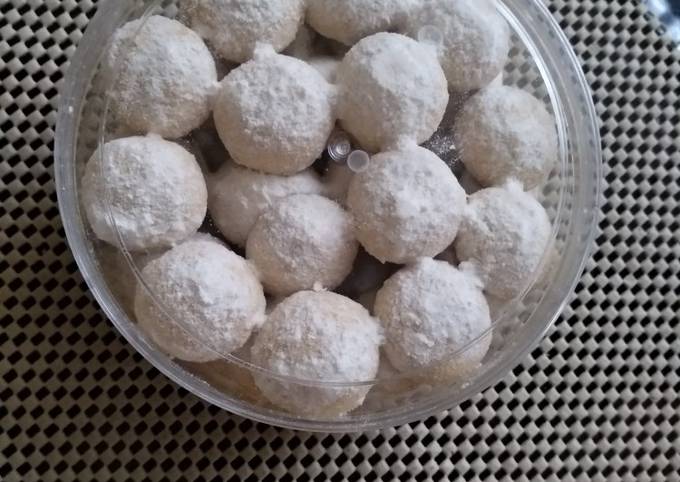 Kue putri salju