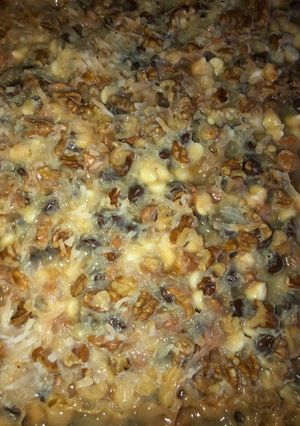 A picture of 30 minute Magic cookie bars.