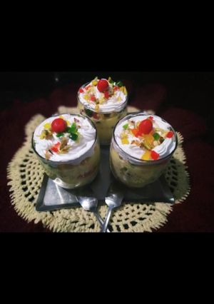 A picture of Fruits custard trifle.
