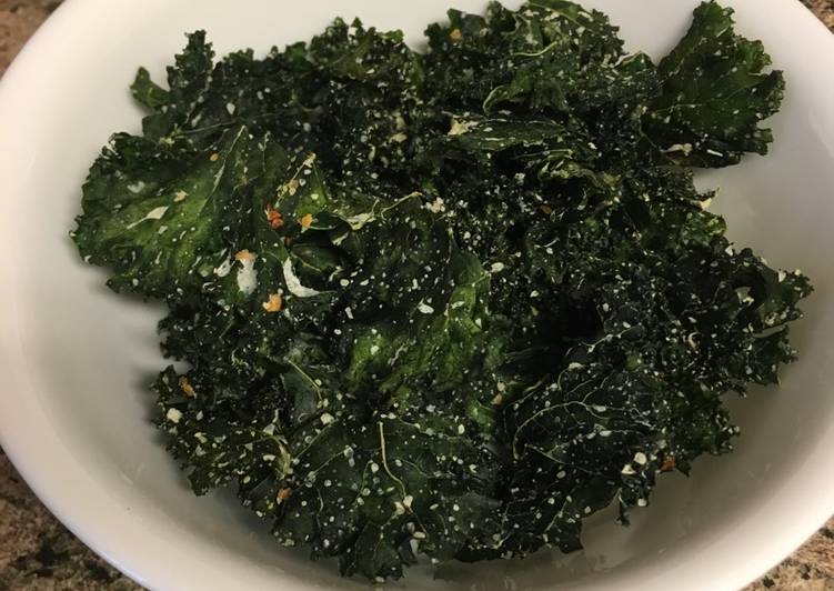 Step-by-Step Guide to Make Award-winning Dehydrated Kale Chips