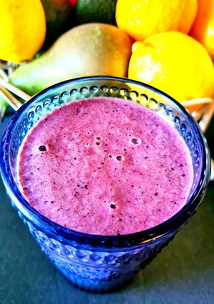 A picture of Blueberry Apple Smoothie 🍎🫐.