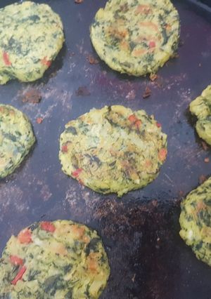 Una foto de Medallones de puré de papas y espinacas