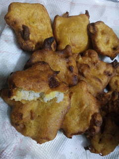 A picture of Bread pakora.