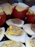 Tomate relleno y huevo relleno!