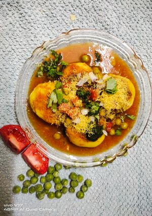 રગડા પેટીસ (Ragda Pattice Recipe In Gujarati) રેસીપી મુખ્ય ફોટો