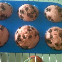 A picture of Eggless Strawberry and chocolate chip cupcake.