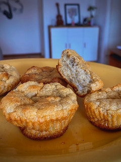 Una foto de 🧁Muffins de banana sin harina y sin azúcar 🤯🥳 #sintacc