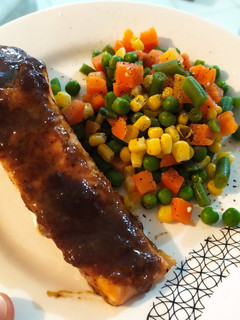 Una foto de Salmón en salsa de miel