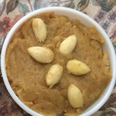 A picture of Instant moong dal halwa.