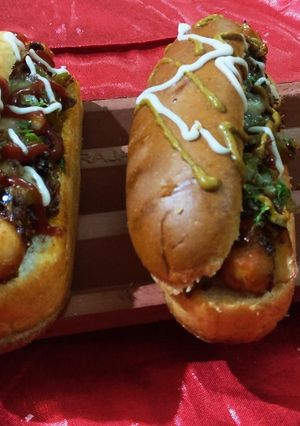 A picture of Chicken sausages Hot dog.