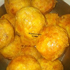 A picture of Sweet potatoes balls.
