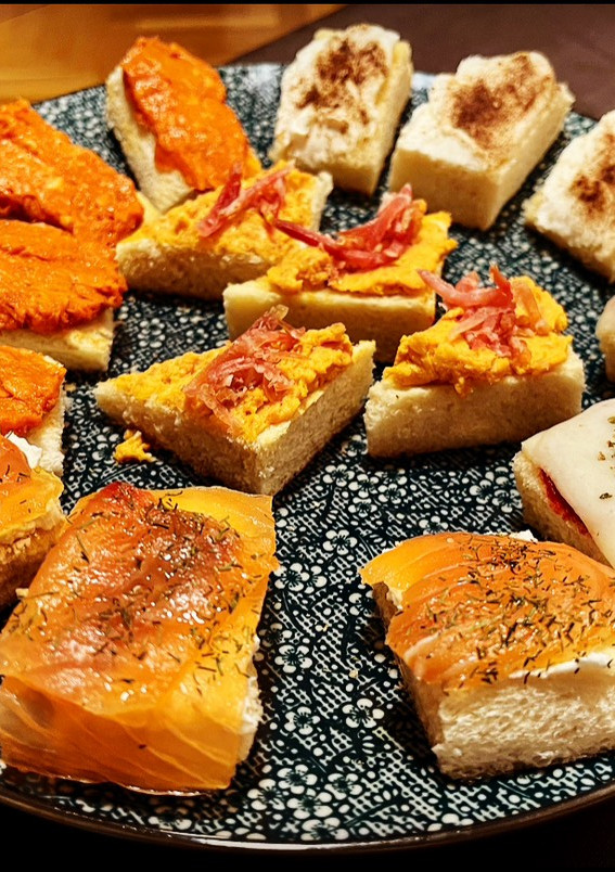 Una foto de Canapés variados para estas fiestas 🎉(sin lactosa)