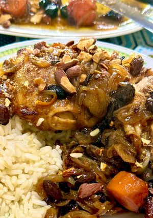 Una foto de Pollo al horno estilo marroquí