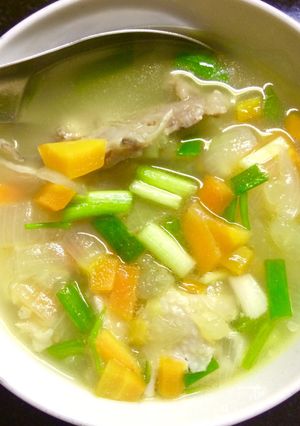 Hình của món Canh súp gà cho bé và mẹ.