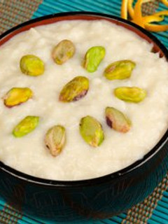A picture of Rice Pudding.