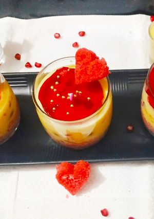 A picture of Jello custard pudding.