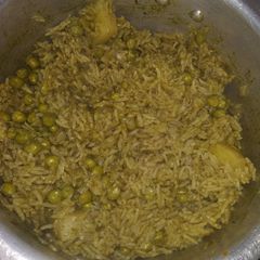 A picture of Green pulao.